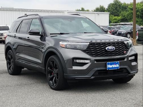 2020 Ford Explorer ST