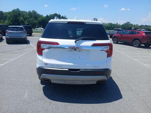 2022 GMC Acadia AWD SLE