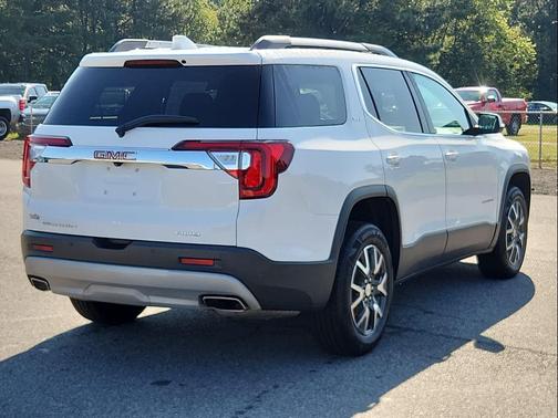 2022 GMC Acadia AWD SLE