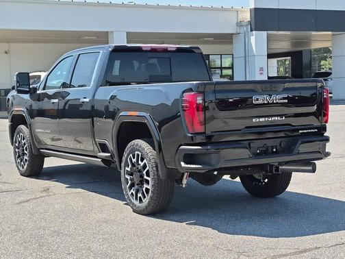 Onyx Black 2026 GMC Sierra 2500 Denali Ultimate