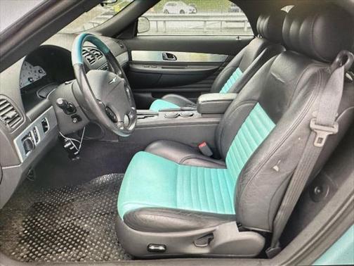 2002 Ford Thunderbird Premium