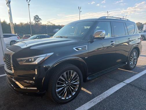 2018 INFINITI QX80 Base