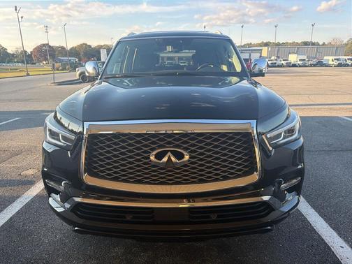 2018 INFINITI QX80 Base