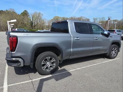 Sterling Metallic 2025 GMC Sierra 1500 SLT