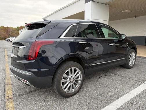 2021 Cadillac XT5 Premium Luxury
