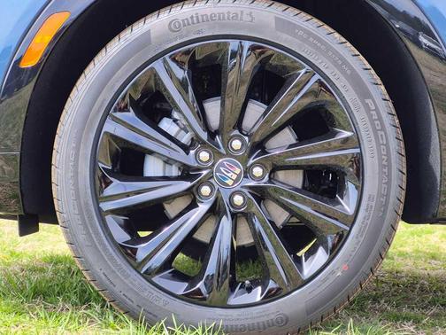 Ocean Blue Metallic 2026 Buick Envista Sport Touring FWD