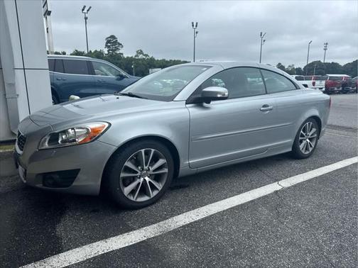 2011 Volvo C70 T5