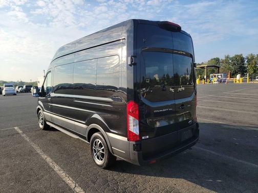 2025 Ford Transit-350 XL
