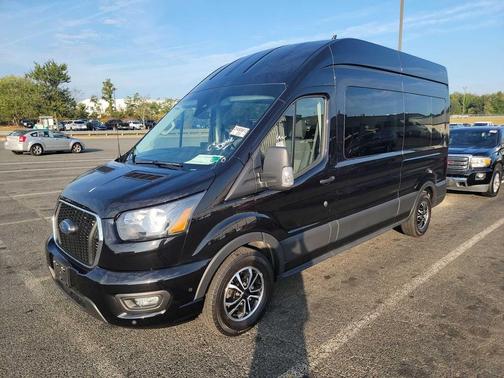 2025 Ford Transit-350 XL