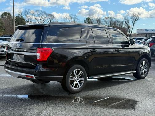 2022 Ford Expedition Max XLT