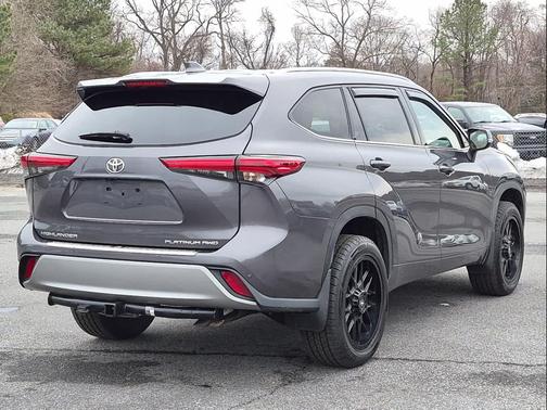 2021 Toyota Highlander Platinum