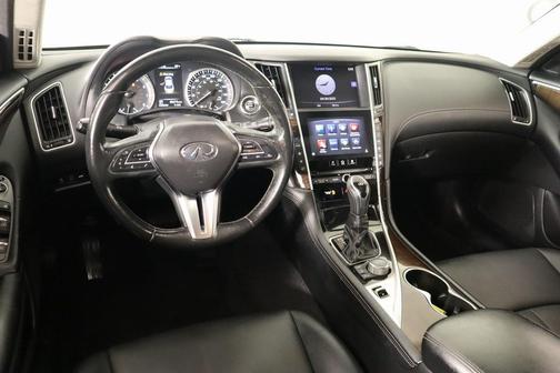2018 INFINITI Q50 2.0t LUXE