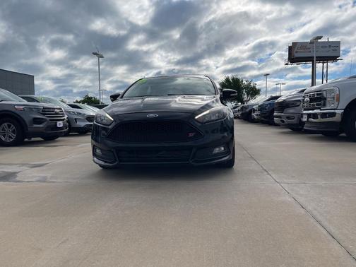 2016 Ford Focus ST Base