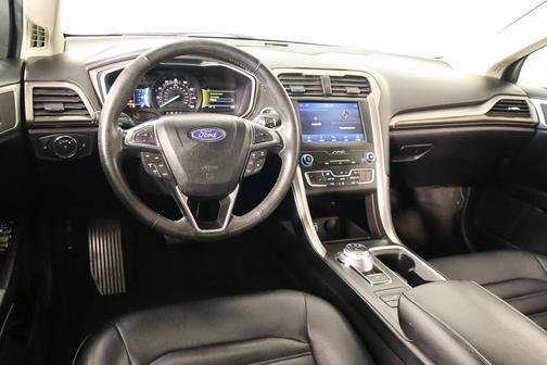2020 Ford Fusion SEL