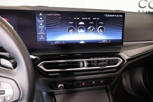 2024 BMW 230 i xDrive