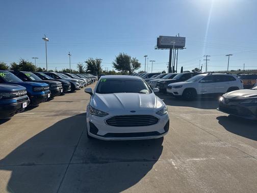 2019 Ford Fusion Hybrid SE