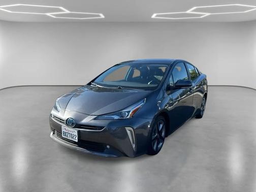Magnetic Gray Metallic 2022 Toyota Prius XLE (Natl) Hatchback