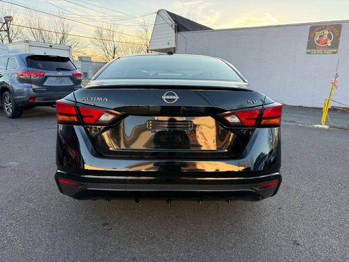 2023 Nissan Altima 2.5 SV