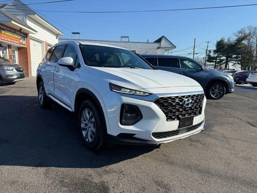 2019 Hyundai SANTA FE SE 2.4