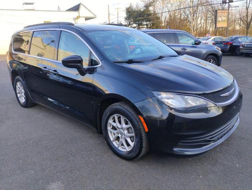 2020 Chrysler Voyager LXI
