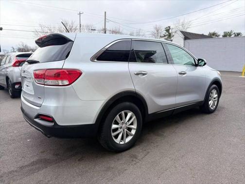 2018 Kia Sorento L