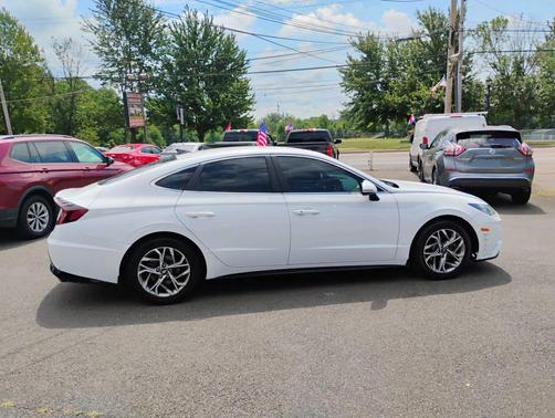2021 Hyundai SONATA SEL