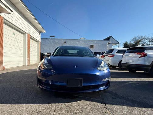 2023 Tesla Model 3 Standard Range