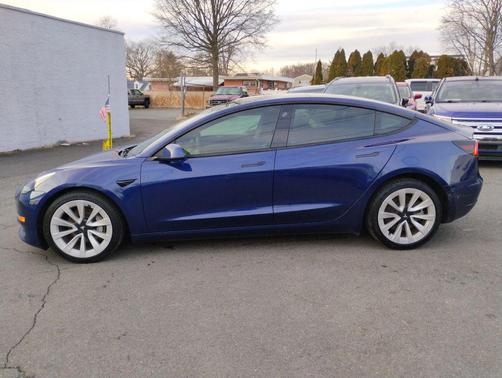 2023 Tesla Model 3 Standard Range