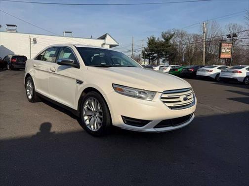 2017 Ford Taurus Limited