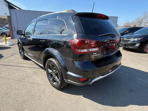 2019 Dodge Journey Crossroad