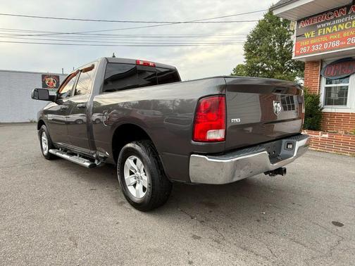 2015 RAM 1500 SLT