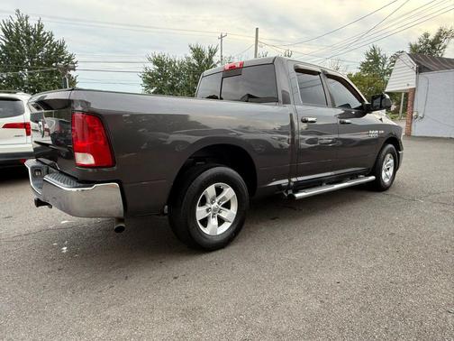 2015 RAM 1500 SLT
