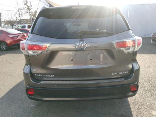 2015 Toyota Highlander Limited Platinum