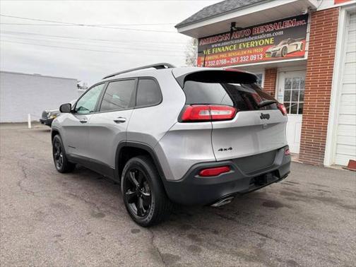 2016 Jeep Cherokee Sport