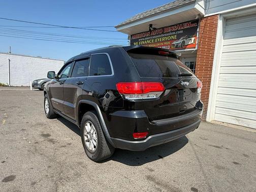 2019 Jeep Grand Cherokee Laredo