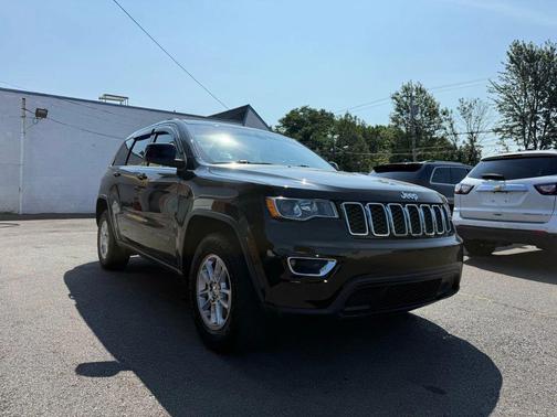 2019 Jeep Grand Cherokee Laredo