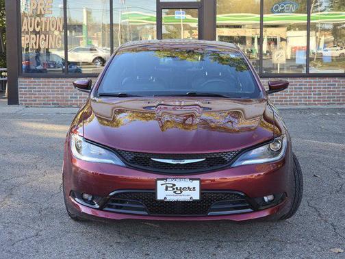 2016 Chrysler 200 S