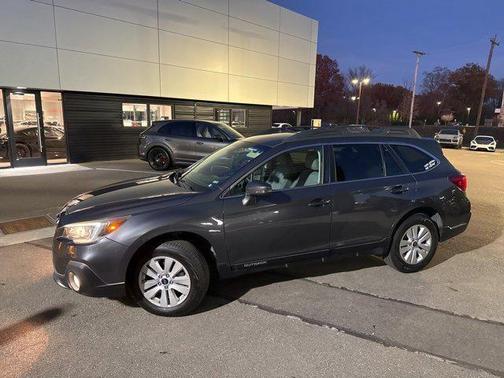 2018 Subaru Outback 2.5i Premium