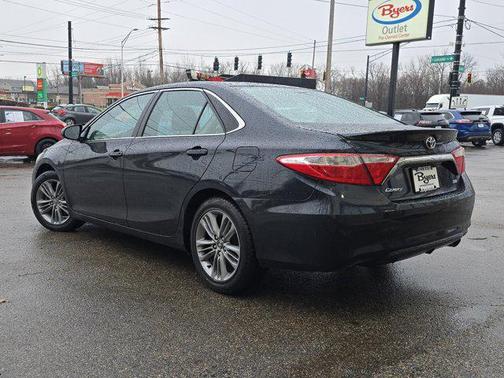2015 Toyota Camry SE