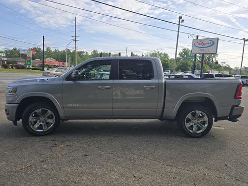 Billet Silver Metallic Clearcoat 2025 RAM 1500 Big Horn/Lone Star