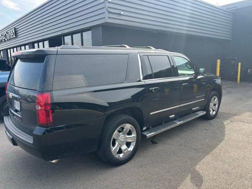 Black 2018 Chevrolet Suburban LT