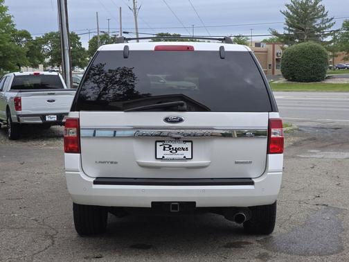 White Platinum Metallic Tri-Coat 2016 Ford Expedition EL Limited