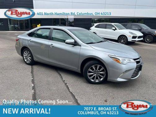 Celestial Silver Metallic 2017 Toyota Camry XLE