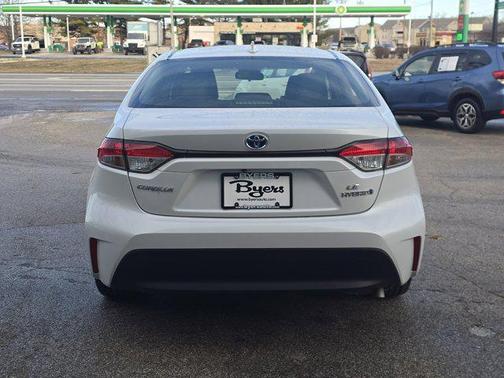 2024 Toyota Corolla Hybrid LE
