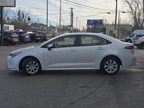 2024 Toyota Corolla Hybrid LE