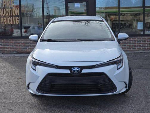 2024 Toyota Corolla Hybrid LE