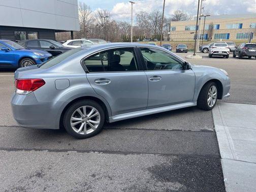 2014 Subaru Legacy Premium