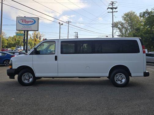 2023 Chevrolet Express 3500 RWD 3500 Extended Wheelbase LS