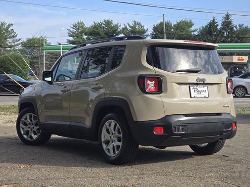 Mojave Sand 2015 Jeep Renegade Latitude