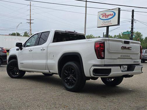 2022 GMC Sierra 1500 Elevation